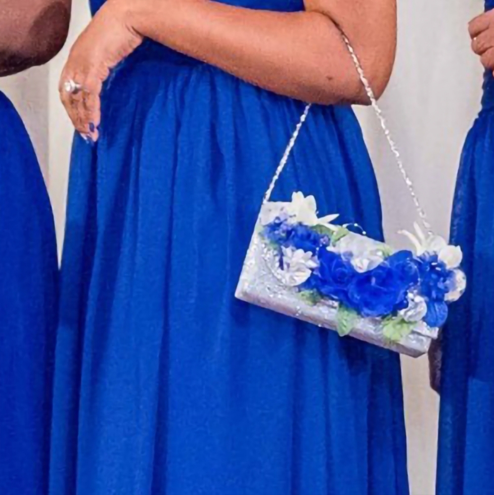 Dress - Picture 3 of 5